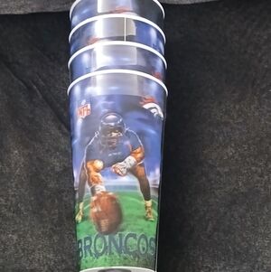 Brax 3D Lenticular NFL DENVER BRONCOS Plastic Cups Set of 4  Unopened SEALED